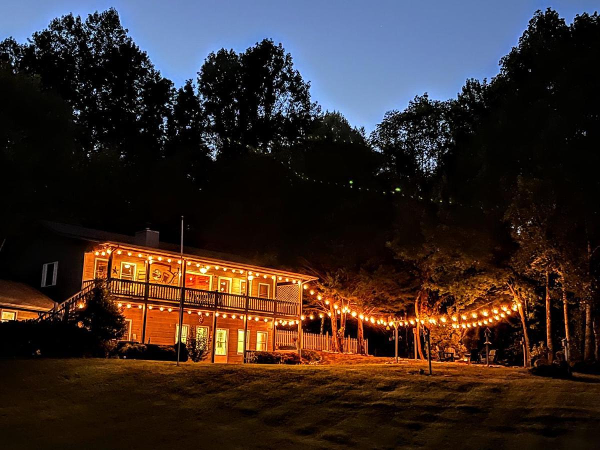 Ole Smoky Bnb - Game Room, Hot Tub, Mtn Views! Pigeon Forge Εξωτερικό φωτογραφία