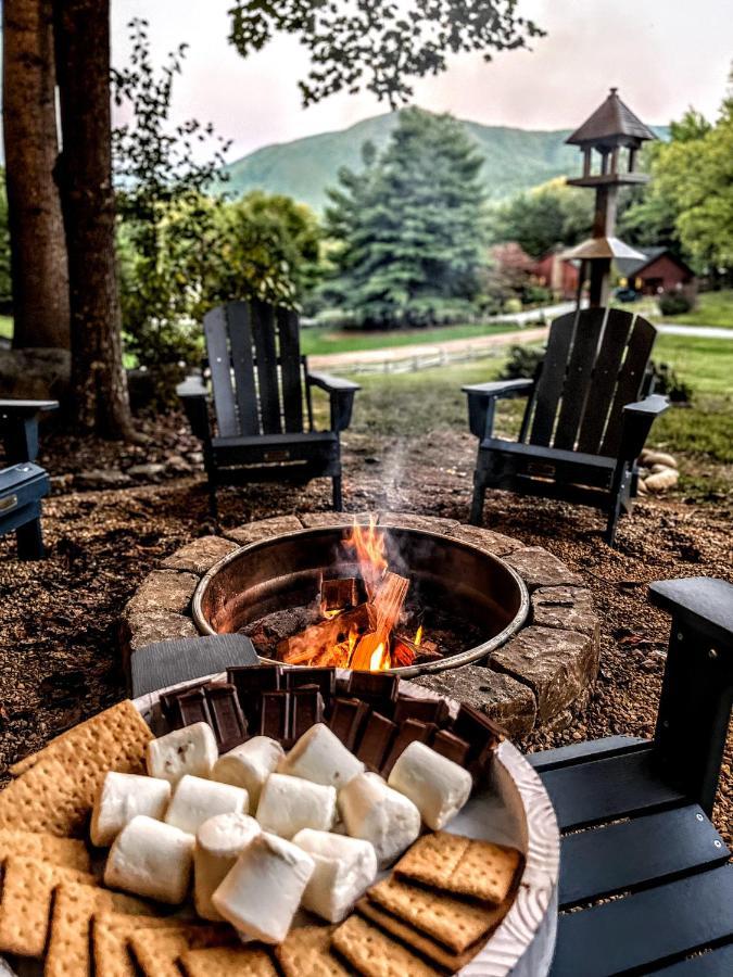 Ole Smoky Bnb - Game Room, Hot Tub, Mtn Views! Pigeon Forge Εξωτερικό φωτογραφία