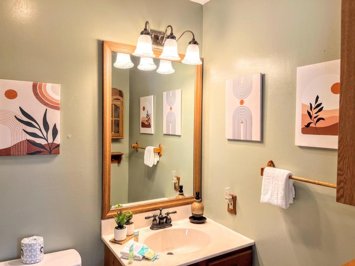 Ole Smoky Bnb - Game Room, Hot Tub, Mtn Views! Pigeon Forge Εξωτερικό φωτογραφία
