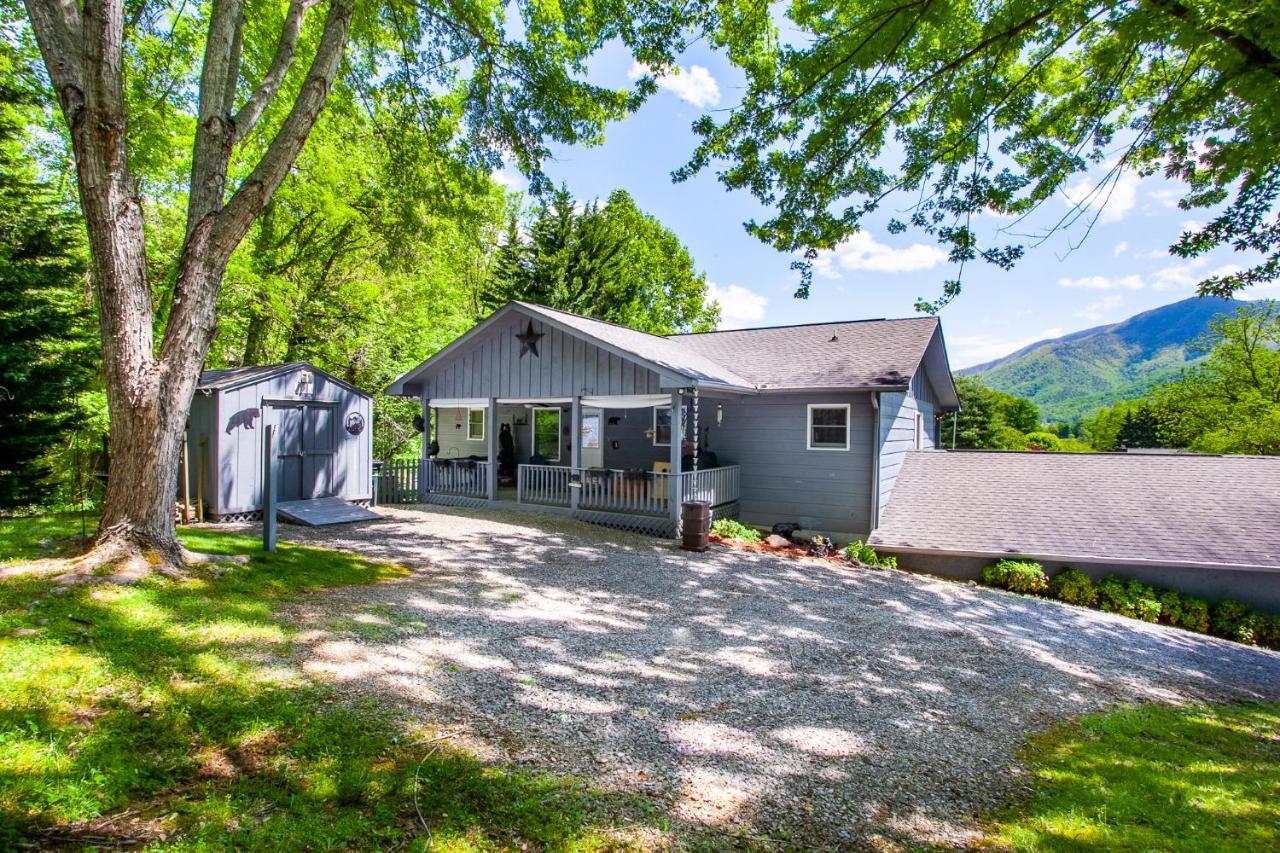 Ole Smoky Bnb - Game Room, Hot Tub, Mtn Views! Pigeon Forge Εξωτερικό φωτογραφία