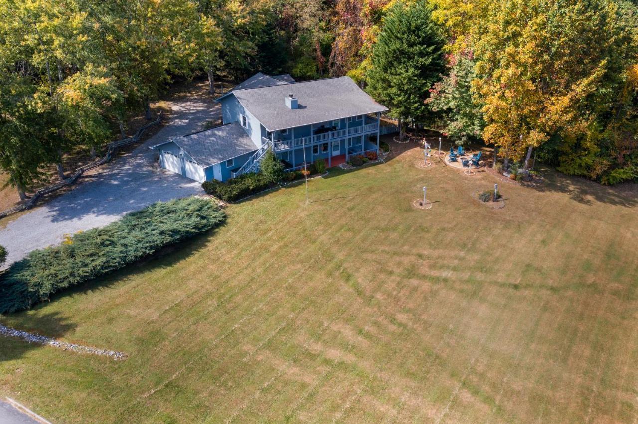 Ole Smoky Bnb - Game Room, Hot Tub, Mtn Views! Pigeon Forge Εξωτερικό φωτογραφία