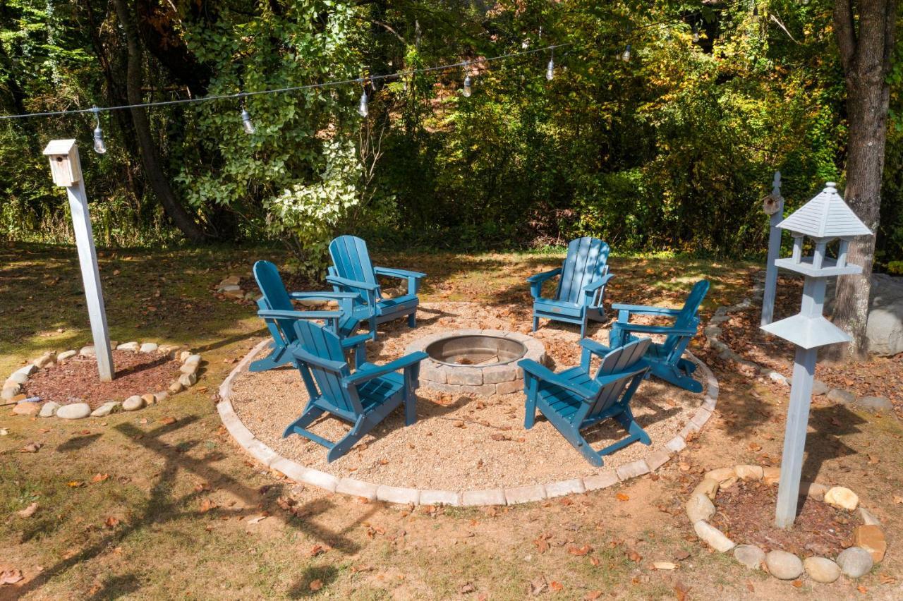 Ole Smoky Bnb - Game Room, Hot Tub, Mtn Views! Pigeon Forge Εξωτερικό φωτογραφία
